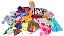 Muñeca Lily con mucha ropa y accesorios - Juguete Manhattan