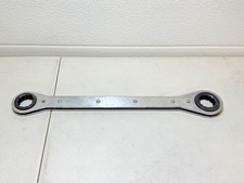 Snap On R3032C 5/16 & 1" 12 Point SAE 0° Offset Ratcheting Box Wrench Used