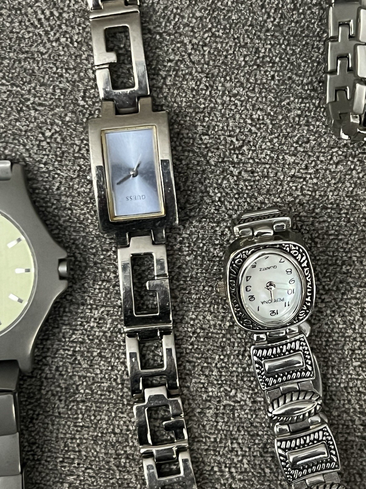 Watch Bundle , Needs Batteries - image 9