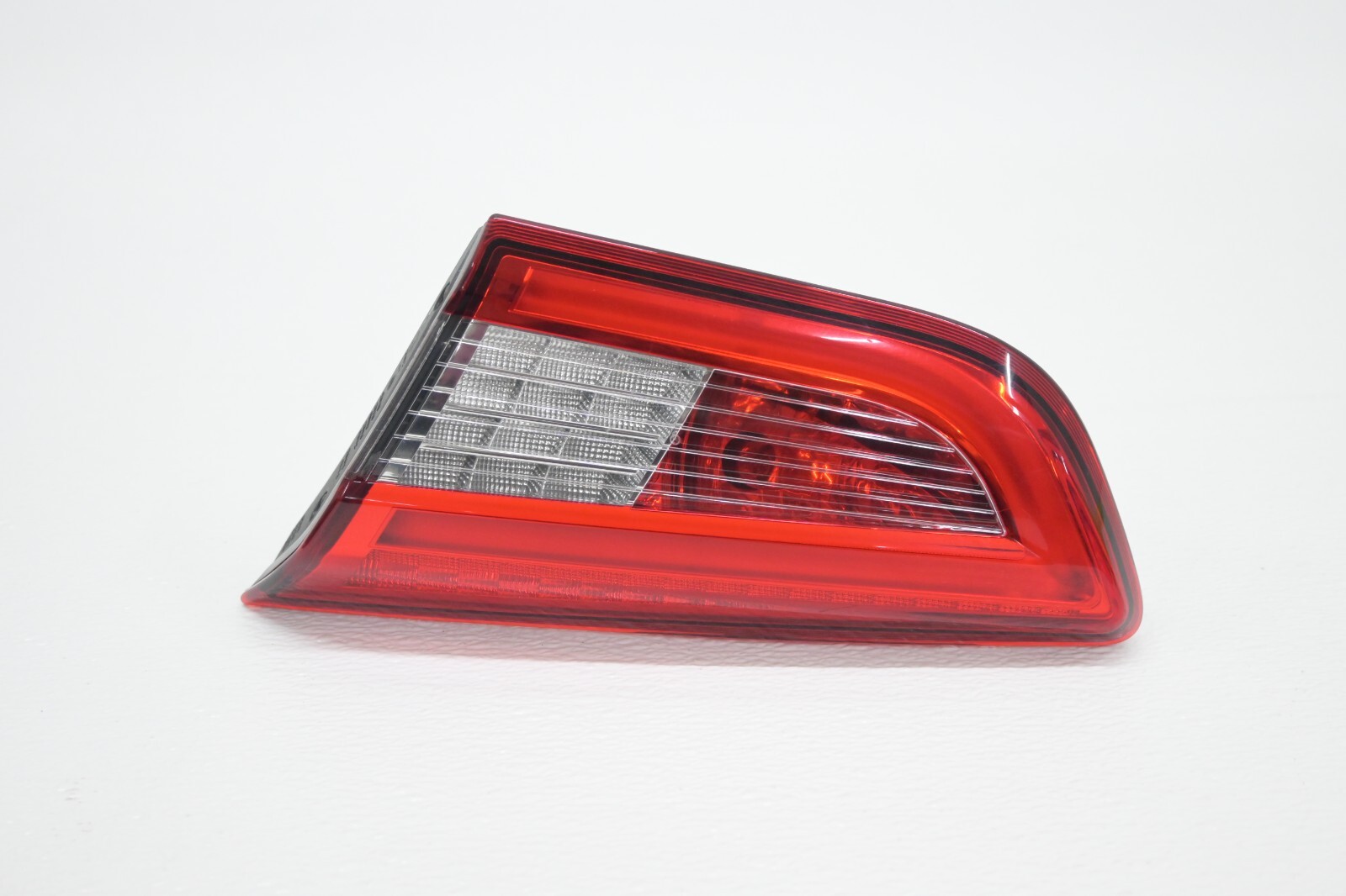 ⭐ 14-20 Maserati Ghibli Rear Right Inner Trunk Lid Taillight Light Lamp Oem