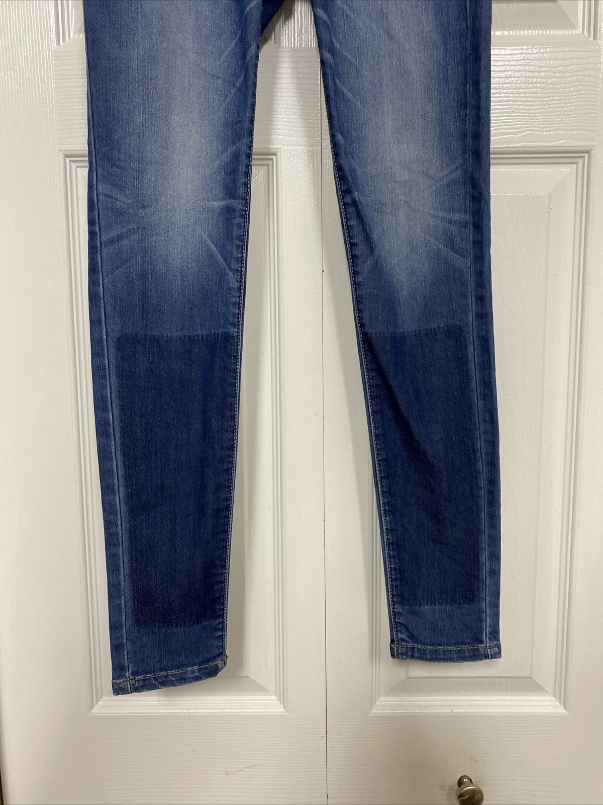 BCBGeneration women’s  Shadow Patch Skinny Jeans … - image 8