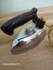 Vecchio Ferro Da Stiro Anni 50..60 Funzionante, Ma Con Spina Sa Sostituire ...