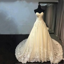Elegant Lace Wedding Dresses Sweetheart Illusion Appliques Bridal Gowns Train