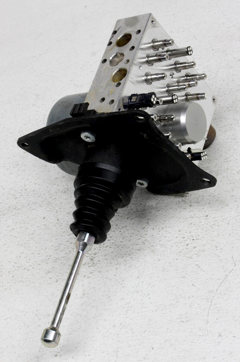84774537 OEM Chevrolet Corvette C8 Anti-lock Brake ABS Pump