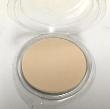 Rouge Bunny Rouge Flawless Pressed Powder PIANOFORTE 002 Unboxed as it shows