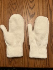 Market  Layne White Knit Figure Skating Gloves Girls M