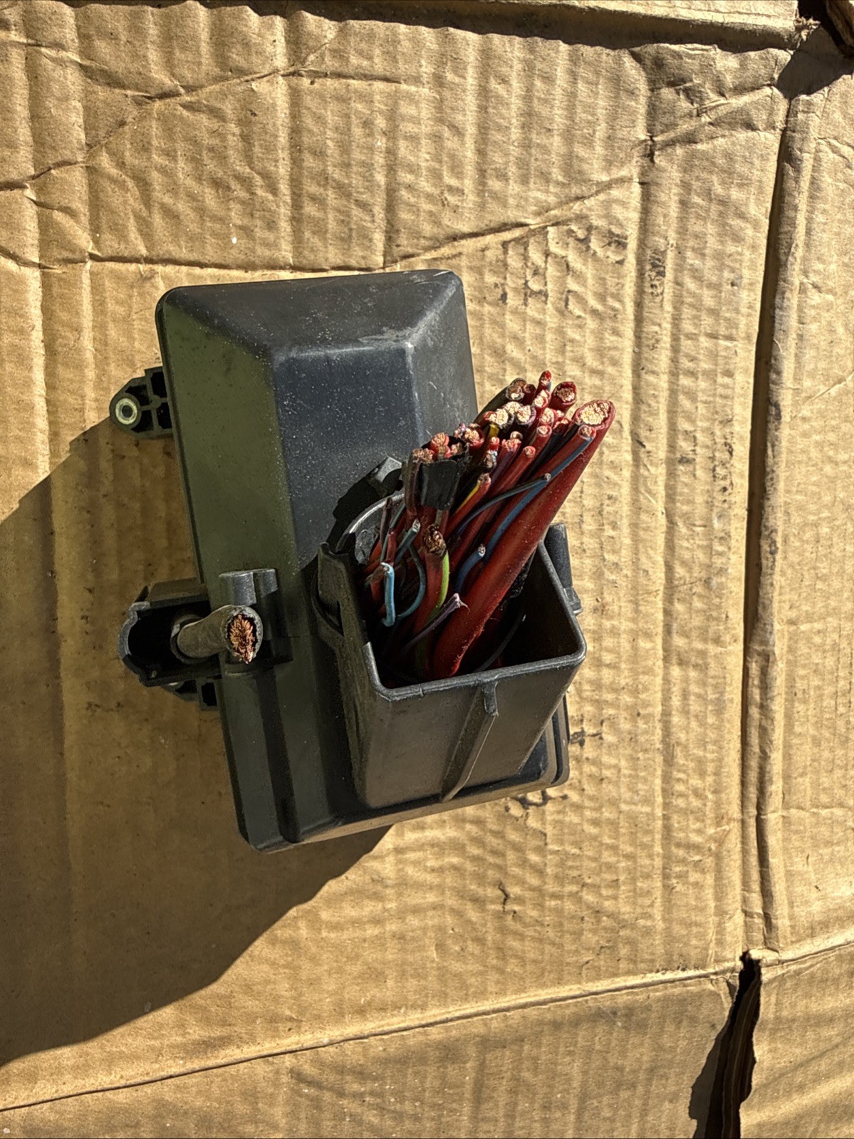 04-18 BENTLEY CONTINENTAL GTC GT FRONT LEFT DASH RELAY FUSE BOX HOLDER OEM V23