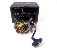Shimano 20 Twin Power 3000MHG Spinnrolle Im Karton