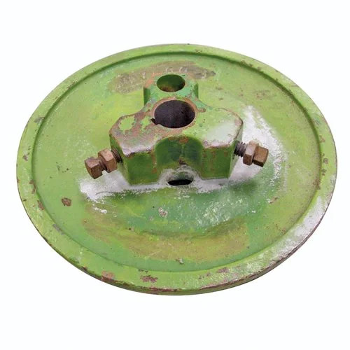 Used Outer Fan Shaft Sheave fits John Deere 6600 6620 6622 7700 7720 8820 H97600