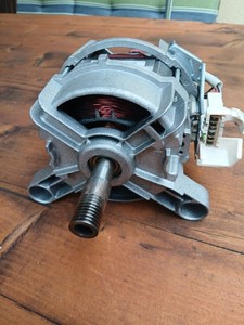 Toplader Waschmaschinemotor