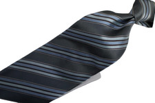  Ermenegildo Zegna gray striped woven silk Tie 60"L x 3.75"W 