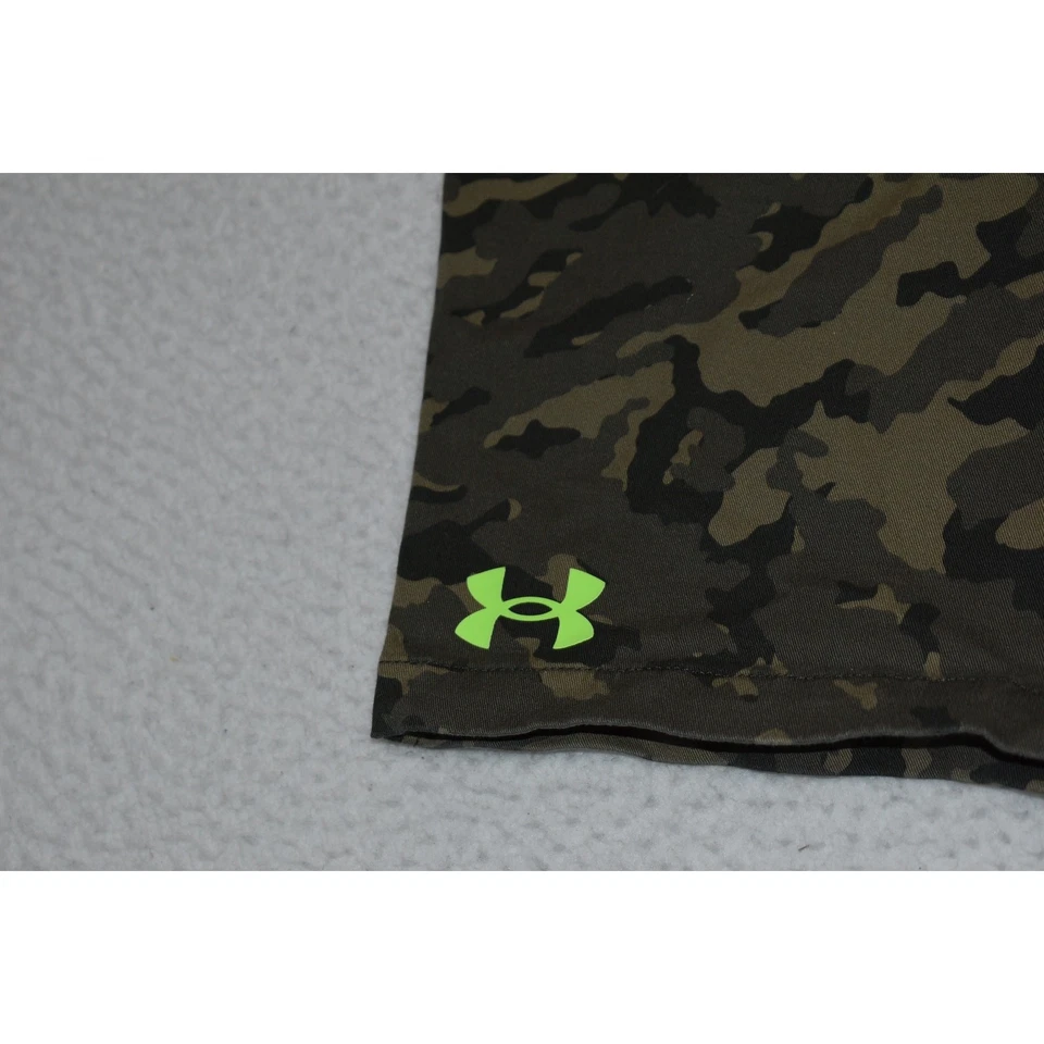 Pantalones Cortos Under Armour Niños Jóvenes Talla Grande Rendimiento Verde Camuflaje Elastizados Foto 2 de 4