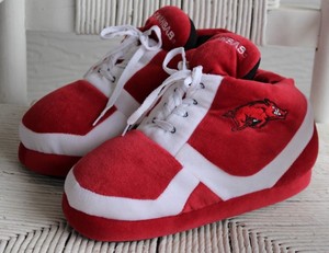 jumbo sneaker slippers