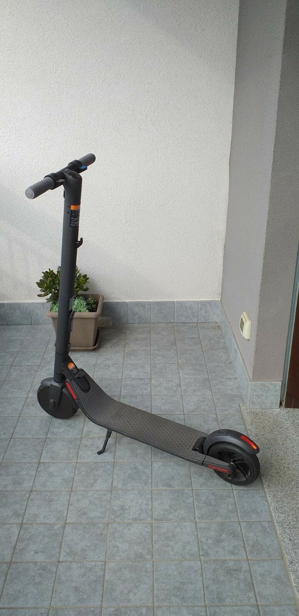 Monopattino Mercedes Segway Mercedes Monopattino Ninebot Es2 Luci