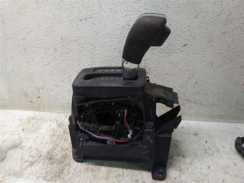 2011 Ford Fiesta 1.6L Automatic Trans Floor Gear Shift Shifter Assembly OEM - Imagem 2 de 4