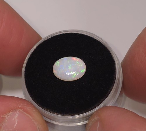 Australian Coober Pedy opal. 10 x 7.5mm. 1ct. Oval. Natural solid opal - Picture 2 of 8