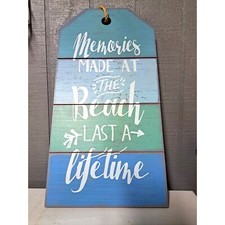 "Memories Made at the Beach Last a Lifetime" Rustic Wood Style Sign with Rope