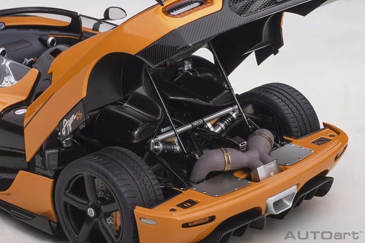 PRODUIT FINI AUTOART 1/18 Koenigsegg Agera RS orange/noir carbone EUR