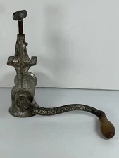 Vintage Universal Table Top Meat Grinder Food Chopper L.F&C New Britain Conn.