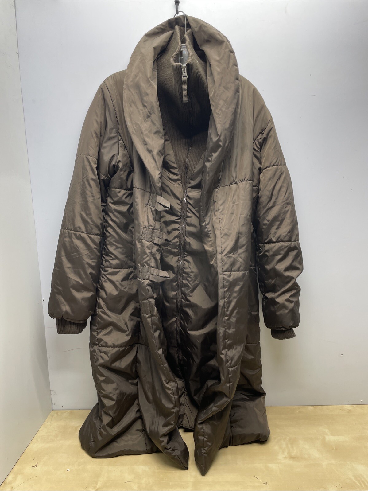 Woman's Zara Basic Jacket Puffer Turtle Neck Brow… - image 1