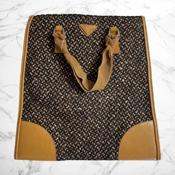 Borsa Prada in tweed