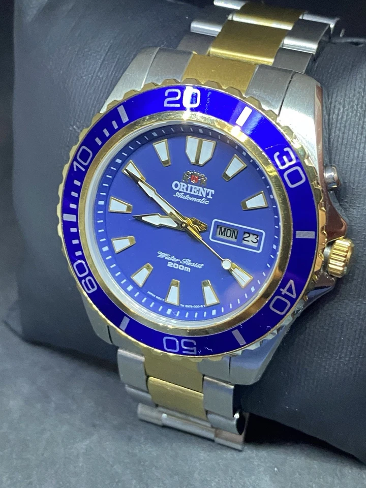 Orient Mako Automatic Blue Dial Excellent condition 200 water resistant - Image 3 of 4