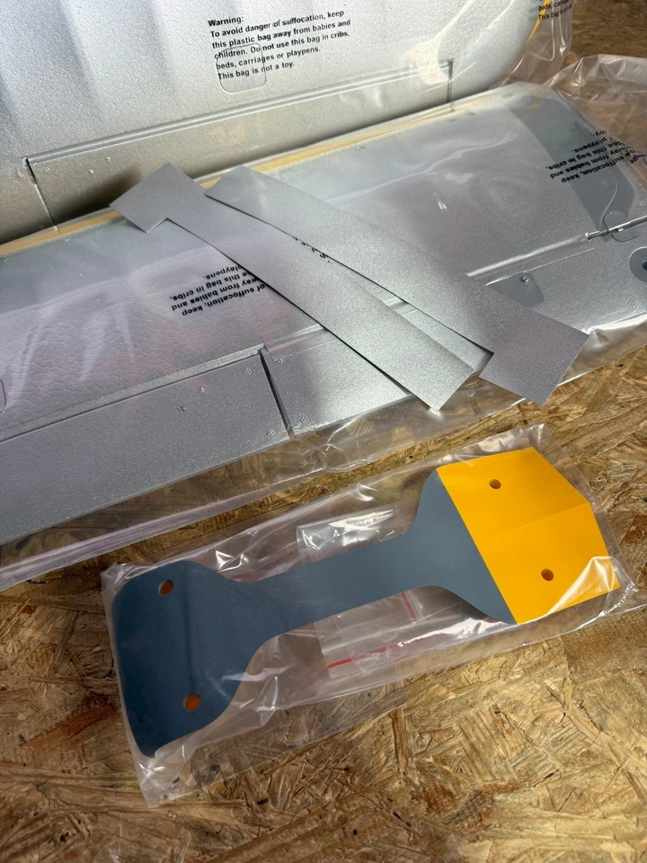 Hobbyzone Carbon Cub S 1.3M Airplane Replacement Main Wing HBZ3221 - Image 2 of 4