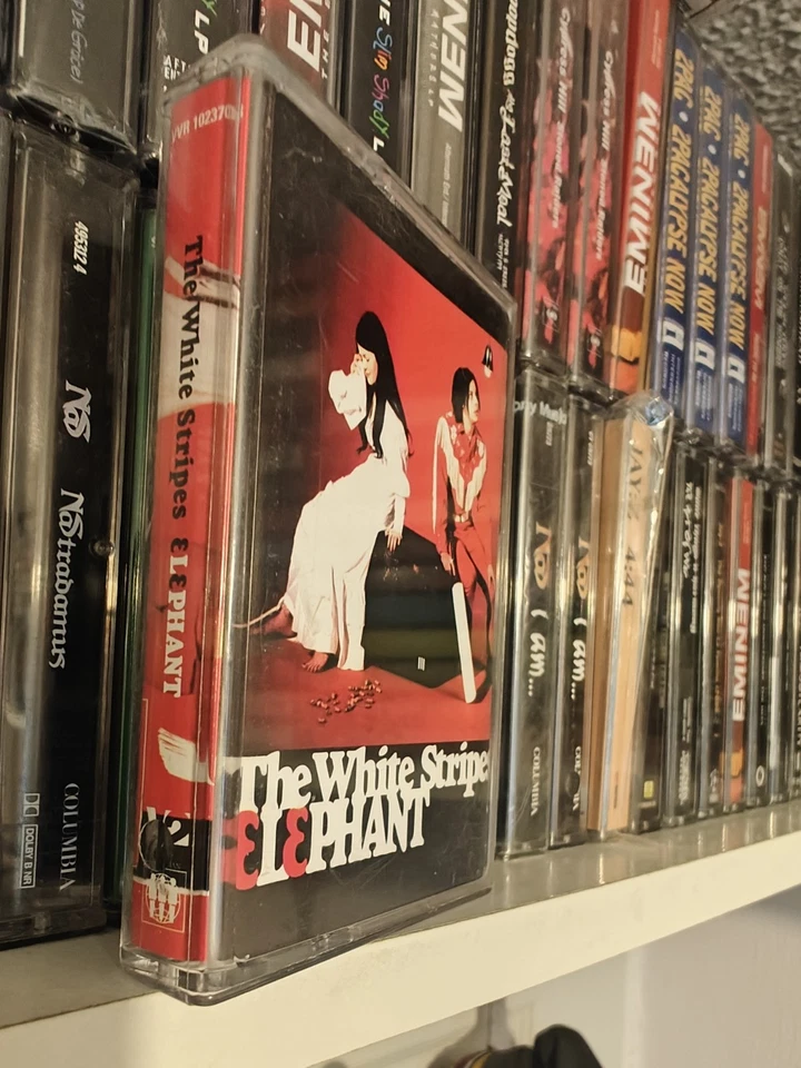 The White Stripes Elephant FULLY PLAY GRADED cassette album - Image 4 of 4