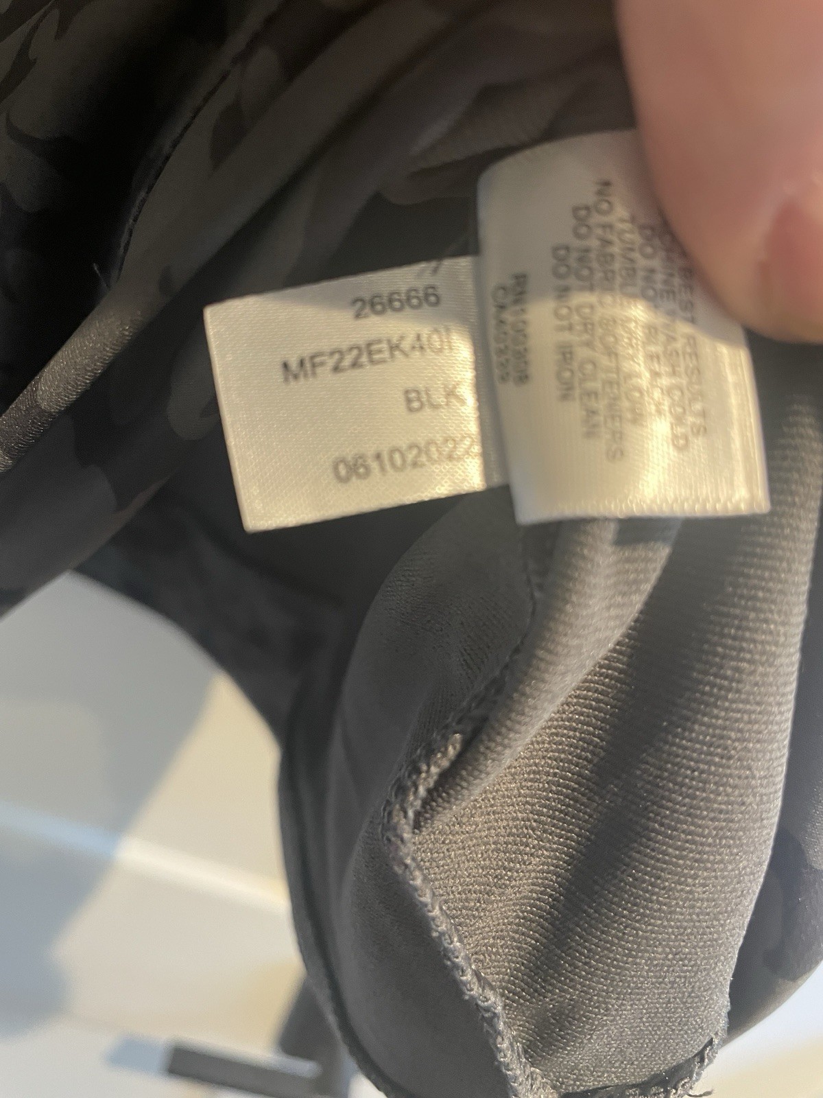 TWO Camo Peter Millar Perth 1/4 Zip - Size Large - image 3