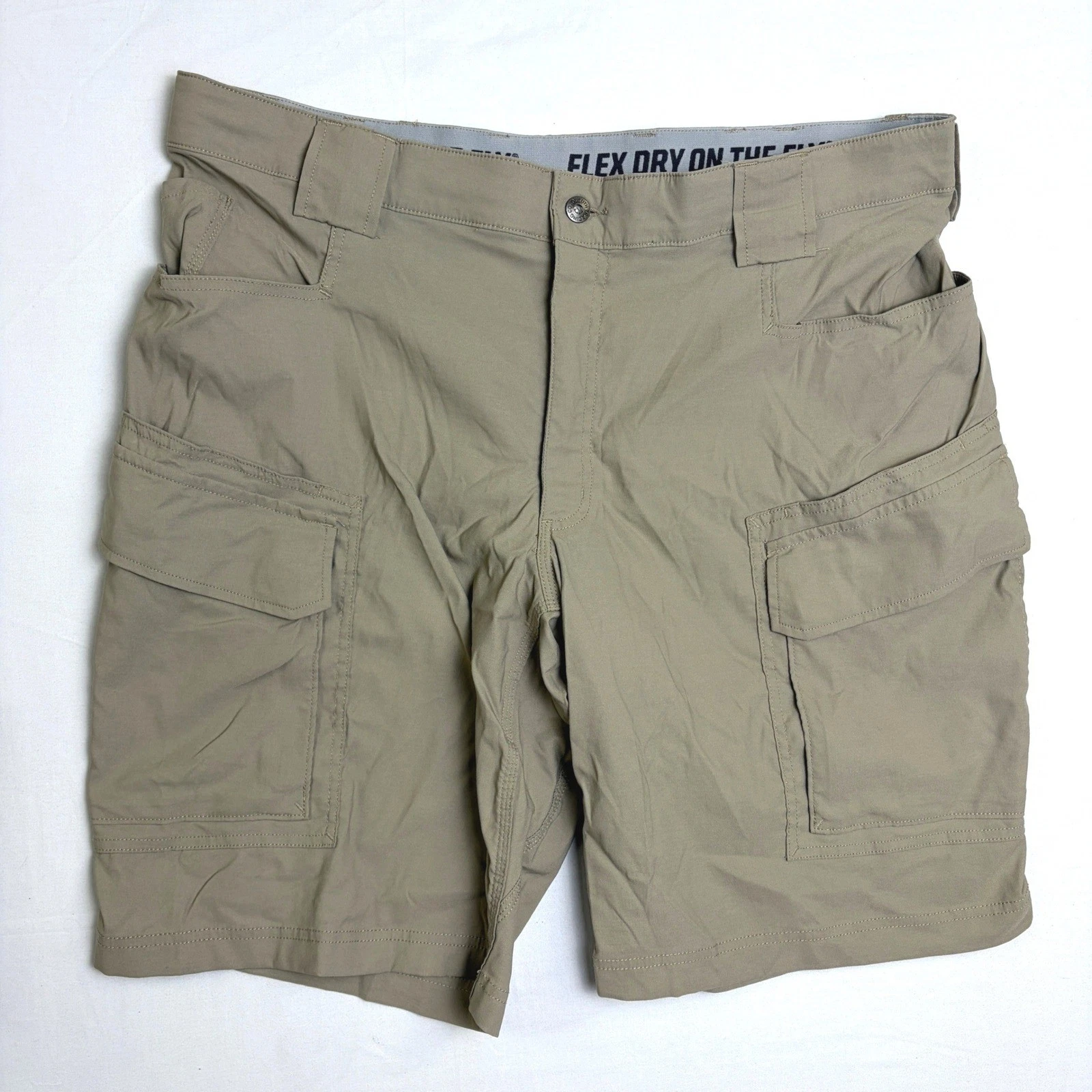 Duluth Trading Co Flex Dry on the Fly Cargo Shorts Mens 40 Khaki Tan 11" Outdoor