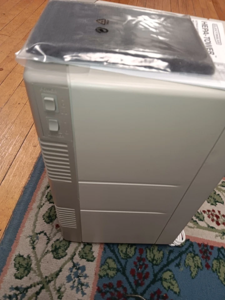 Air Lux. Filtro e ionizador torre de aire Hepa. Electrolux Aerus. Foto 2 de 4