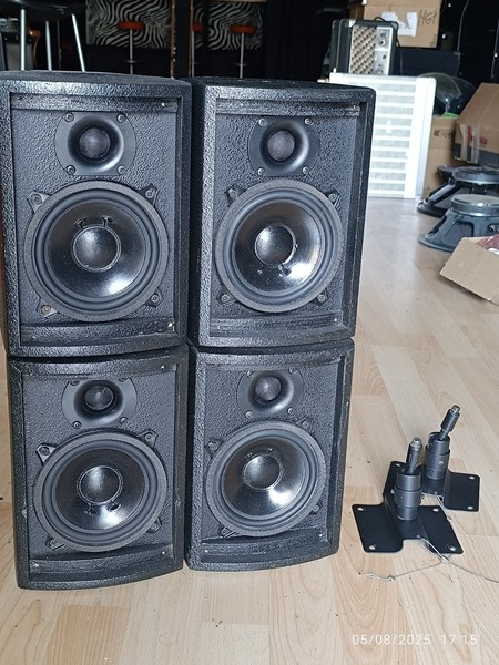 4 X WALL Speaker HORTUS Audio CT15 + 2 Wallmount STANDS