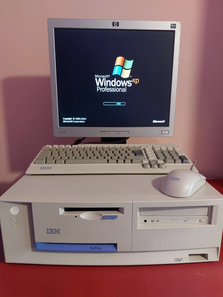 PC IBM Netvista 6341 - Immagine 2 di 4