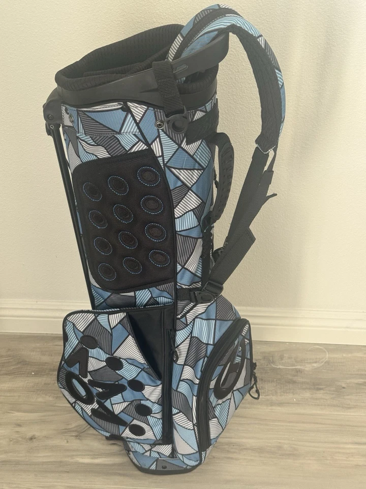 Bolso Scotty Cameron Circle T Wanderer Neo Camo Stand Foto 2 de 4