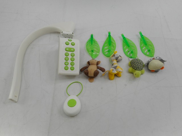 skip hop crib mobile