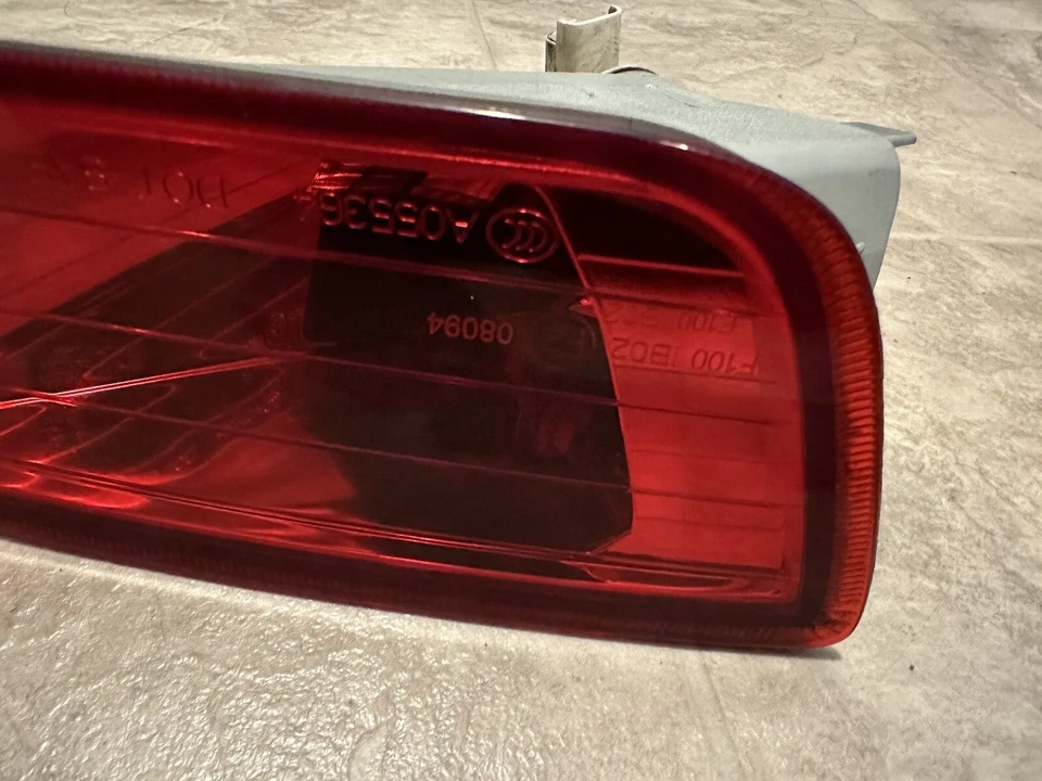 10 11 12 13 VOLVO XC60 REAR SIDE MARKER LIGHT DRIVERS SIDE LEFT OEM 2010-2013 - Image 4 of 4