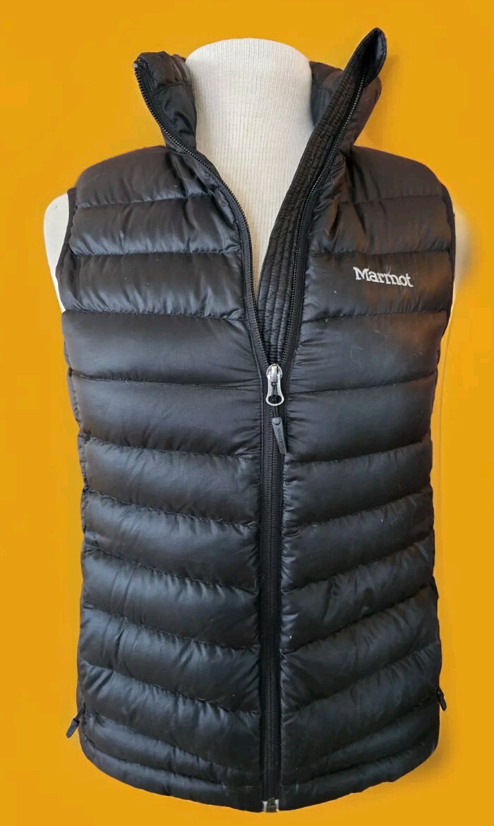 Marmot Women's XS Highlander 700 Fill Power Down Puffer Vest Black