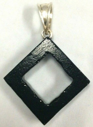 Gorgeous Hand Crafted Women's Multi Color Iridescent Pendant & Earring Set - Picture 8 of 8