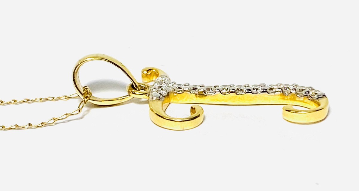 GG Certified 14K Yellow Gold 0.23ctw Diamond 29mm T Letter