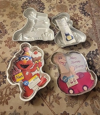 Lot - 4 Vtg Wilton Cake Pans Big Bird Elmo Cookie Monster Sesame Street Cartoon 