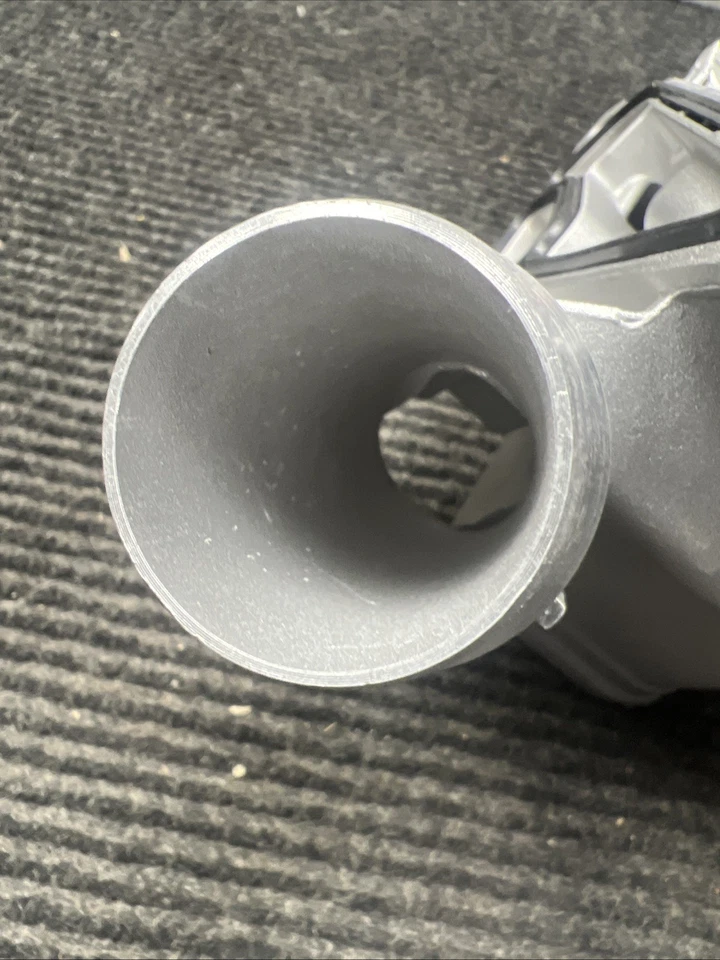 Carcaça do filtro de óleo do motor para BMW 335i 335is 335xi 2007-2013 11428642289 - Imagem 3 de 4