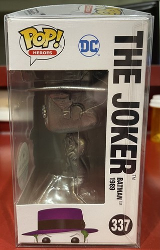1/20 Funko Pop BATMAN 'The JOKER' #337 EDIZIONE LIMITATA FUNHOUSE ESCLUSIVA - Foto 3 di 11