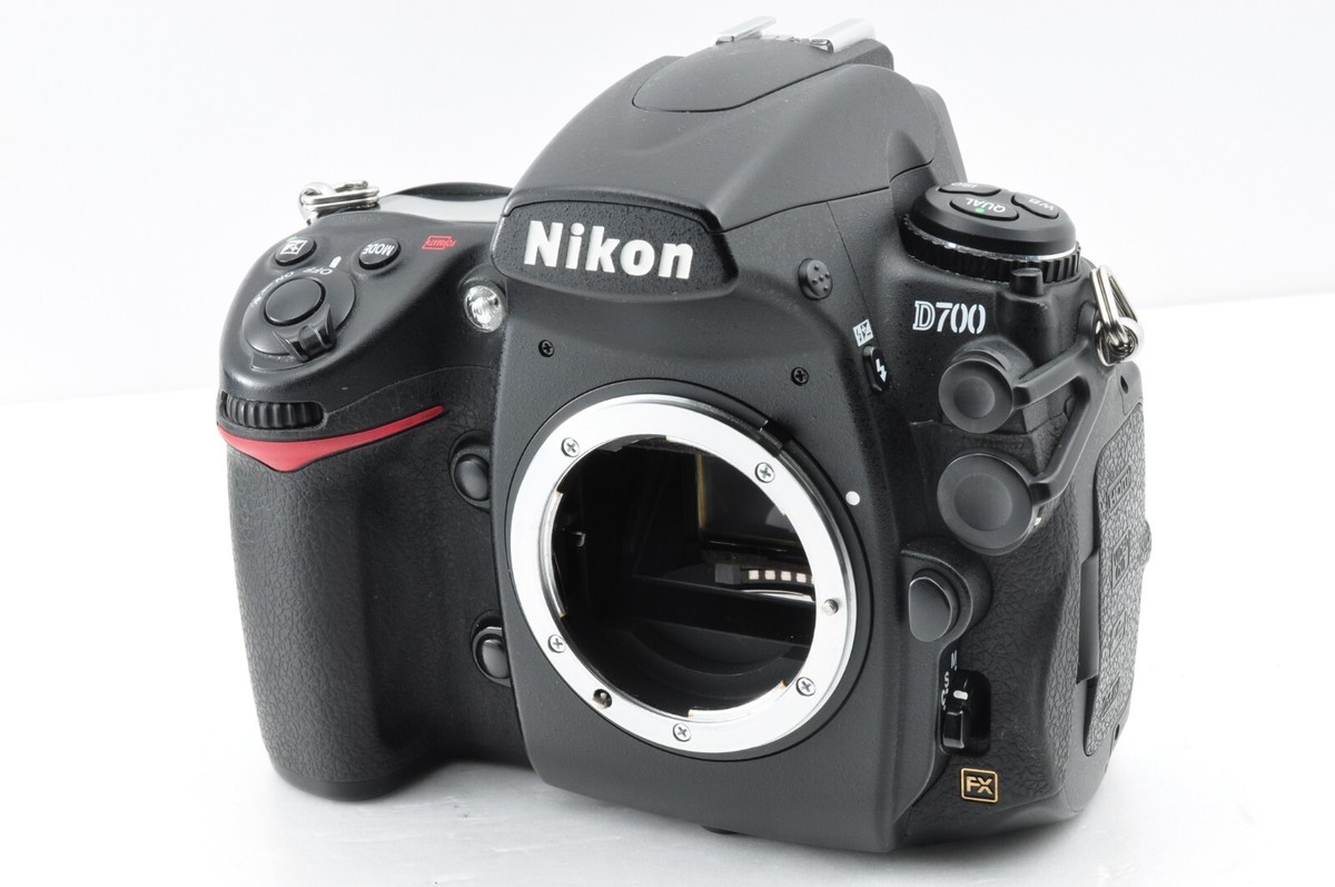 Nikon　D700 Amazon.com : Nikon D700 12.1MP Digital SLR Camera with 24-120mm f