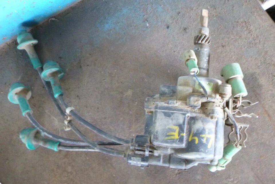 Toyota Tarago Previa YR22 4Y-E Distributor - Image 2 of 4