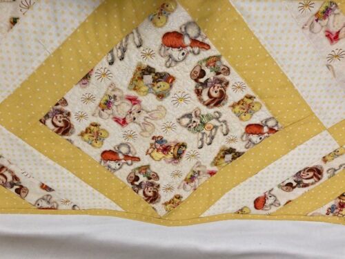 EASTER "Vintage Bunnies" Quilted Table Runner REVERSIBLE TO SPRING - Picture 7 of 7