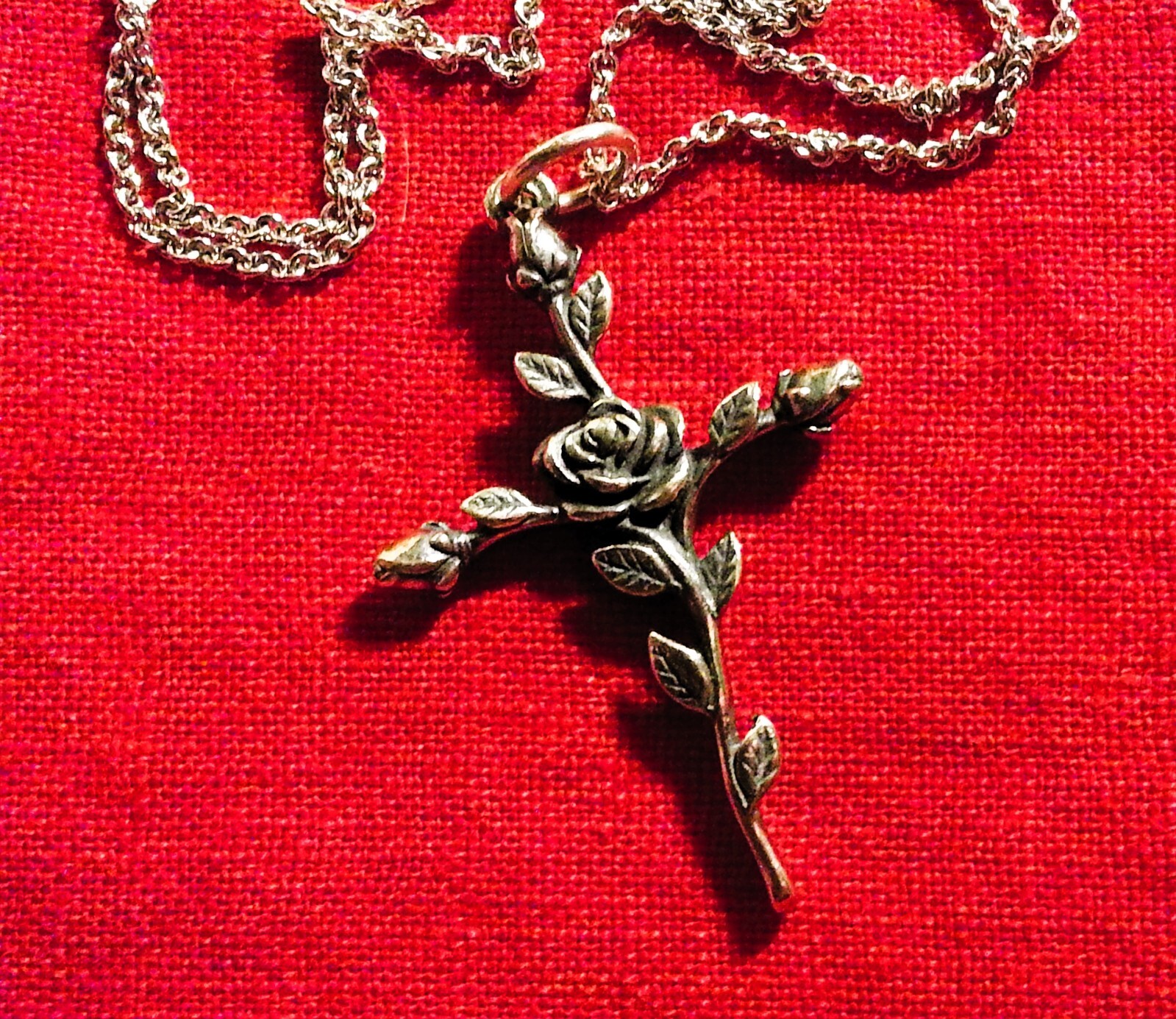 James Avery Sterling Silver Rosebud Cross Pendant, Ch… Gem