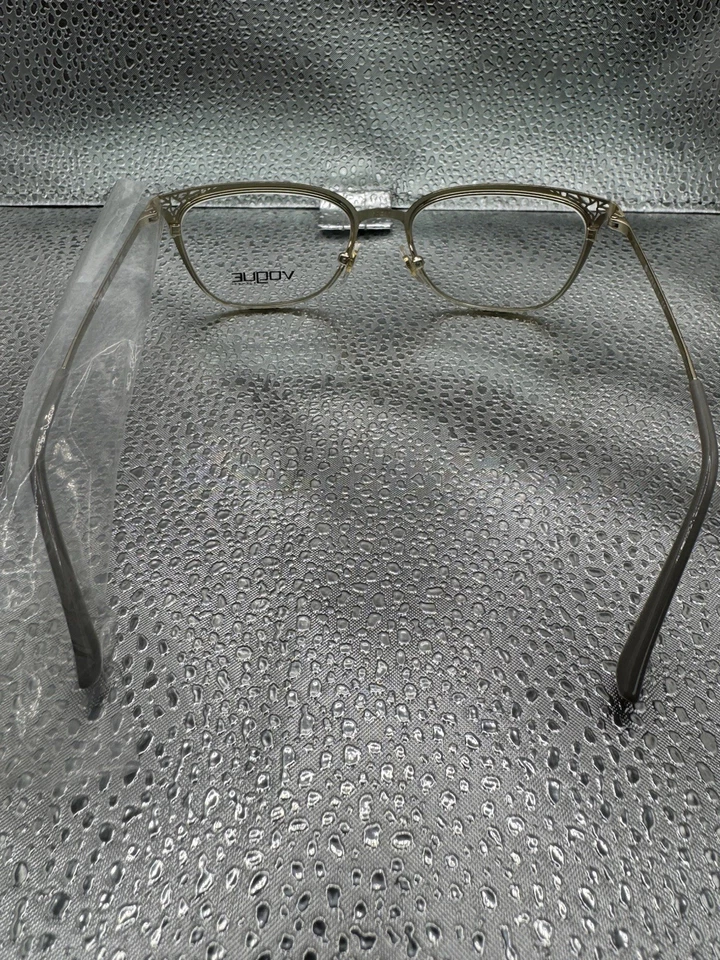 Monturas de gafas Vogue VO4103 gris dorado ojo de gato, borde completo, 50-17-135 Foto 3 de 4