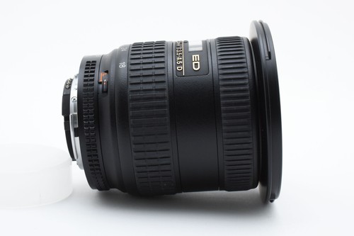 Lente zoom Nikon AF NIKKOR 18-35mm f/3.5-4.5 D ED FX - Probado y... - Imagen 9 de 12