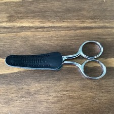 Ginger 4&rdquo; Curved Embroidery Scissors Made In Italy w/ Sheath Mint Condition