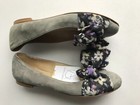 Hego's Gray Suede Ballet Flats W/ Multicolor Floral Bows, Size 8 (US) 38 (IT) — photo 7